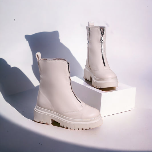 Front zip boot